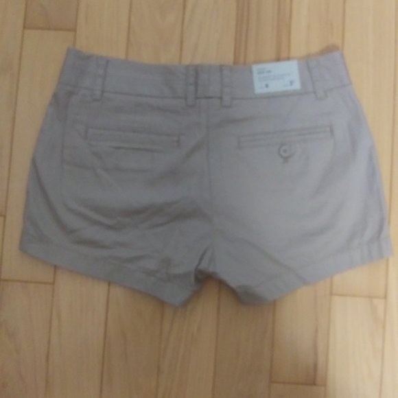 NWT J.Crew City Fit Chino Shorts size 4 - Picture 7 of 11